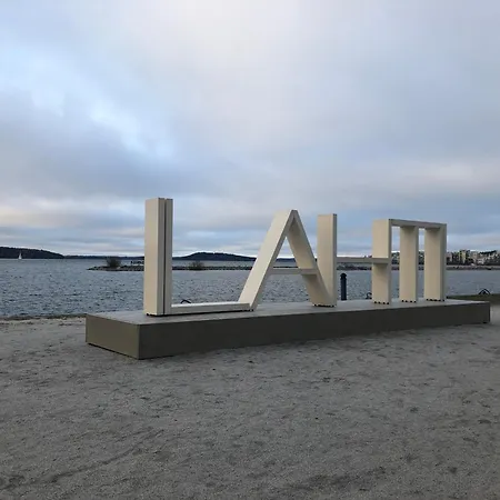 Ilmastoitu 55 M2 Huoneisto Saunalla Lahden Satamassa Lahti Extérieur photo